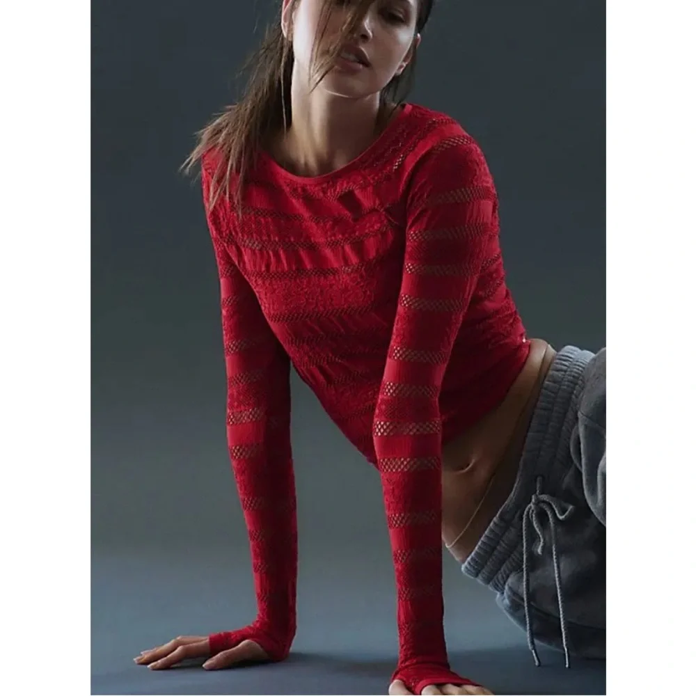 NWOT Take On Me layer by FP Movement from Free People in size M/L - Picture 10 of 10